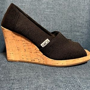 TOMS Women's Classic Espadrille Wedge Sandal Size 5.5